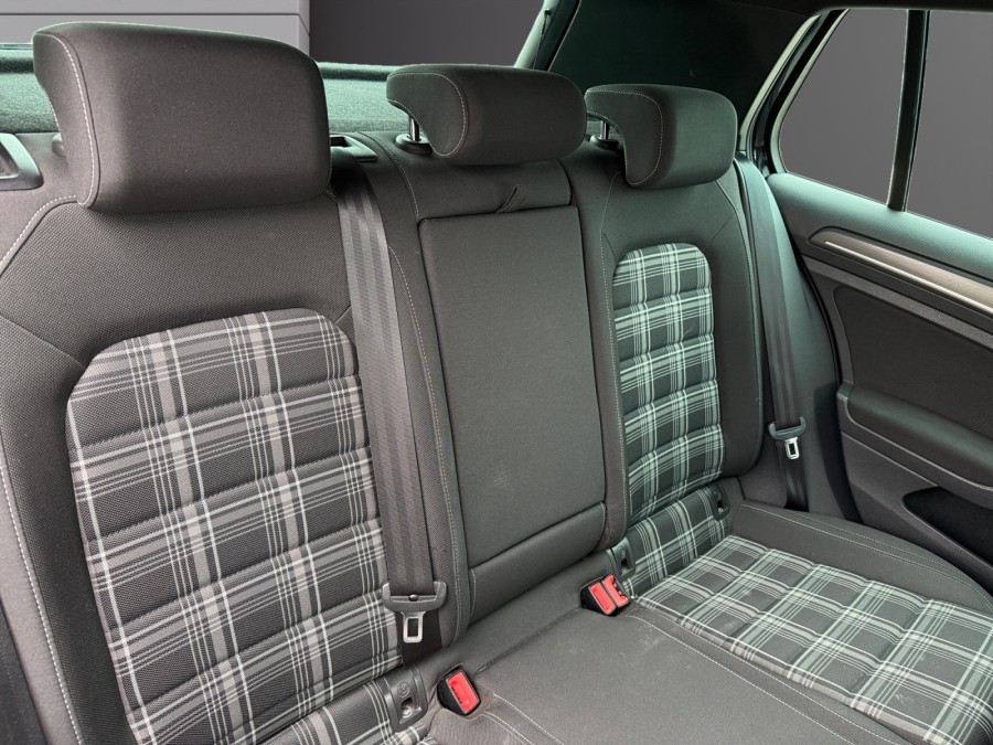 VOLKSWAGEN d'occasion GOLF VII 2.0 TDI 184 GTD DSG de 2018 Orleans