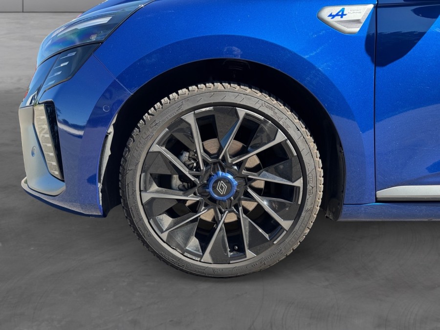 RENAULT d'occasion CLIO V 1.6 E-TECH 145 ESPRIT ALPINE de 2024