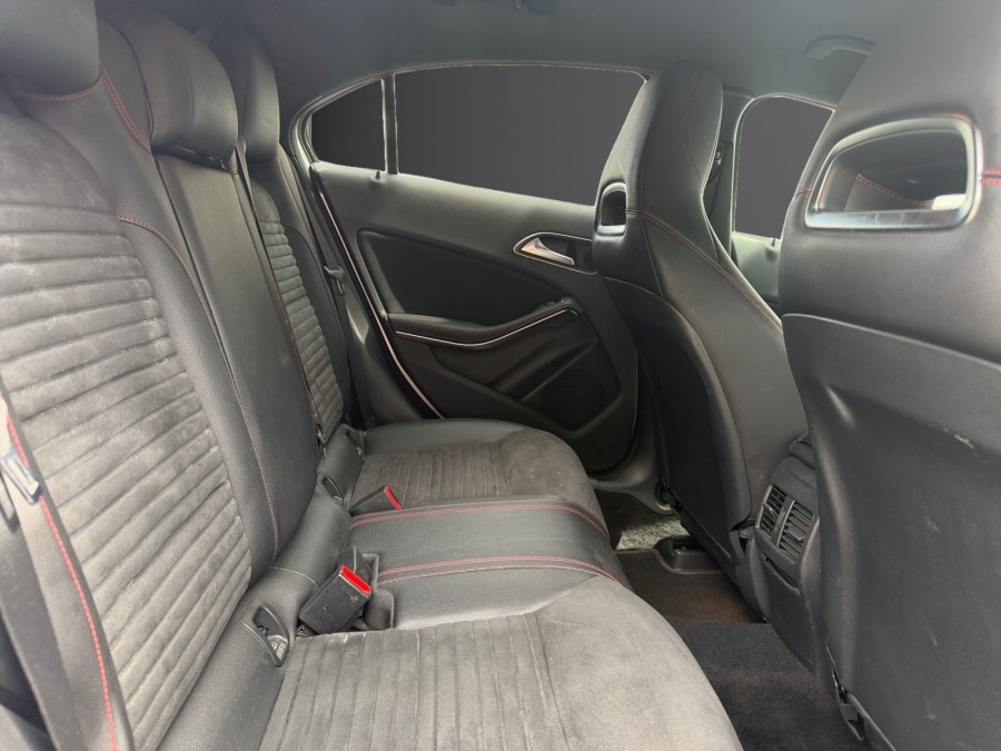 MERCEDES d'occasion CLASSE A A200 D BUSINESS MOTORSPORT 4 MATIC