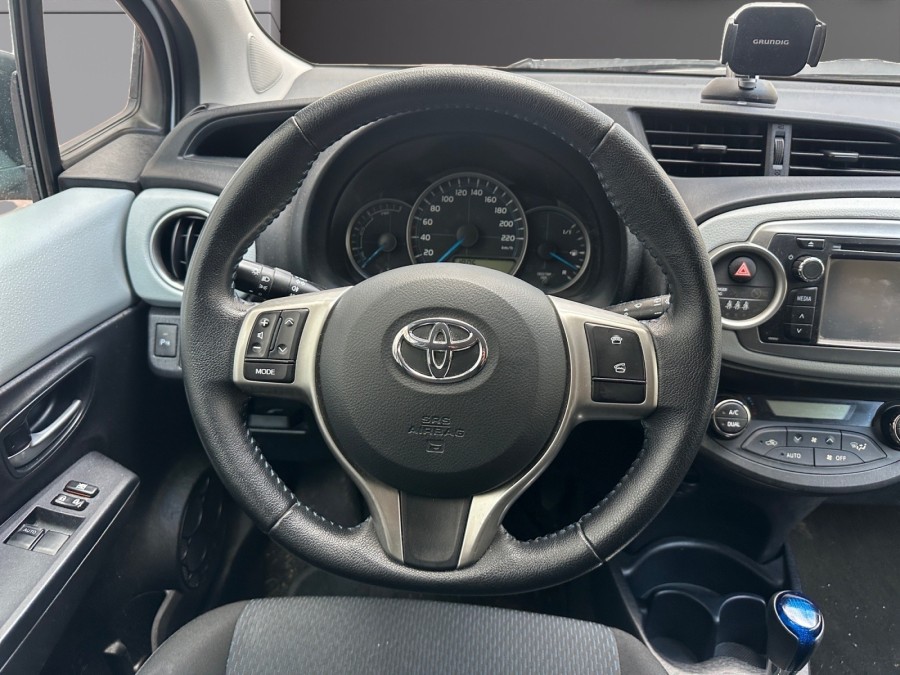 TOYOTA d'occasion YARIS 1.0 VVTI 70 DYNAMIC de 2014 Le Raincy (93)﻿