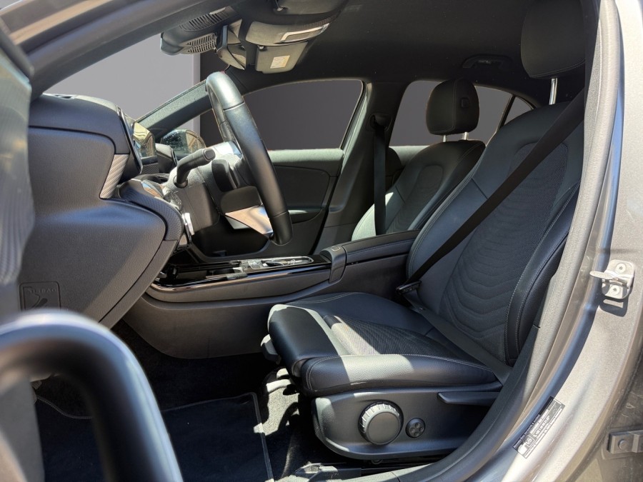 MERCEDES d'occasion CLASSE A A180 D BUSINESS LINE de 2023 Cannes (06)﻿