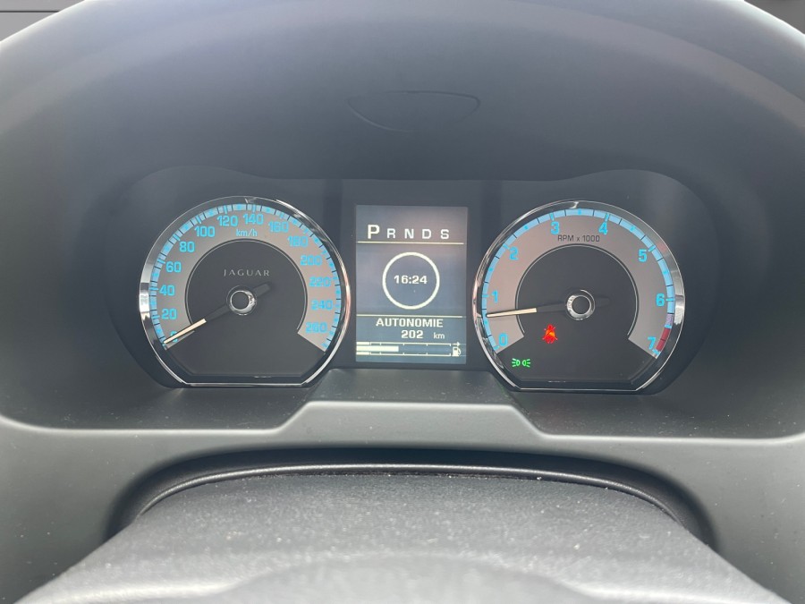 JAGUAR d'occasion XF 4.2L SV8 de 2008 Genevois (74)﻿