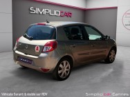 RENAULT d'occasion CLIO III XV DE FRANCE 1.6 16V BA de 2011 Cannes