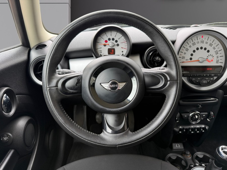 MINI d'occasion MINI ONE 75 BRICK LANE de 2013 Poitiers (86)﻿