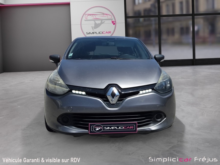 RENAULT d'occasion CLIO IV 1.2 16V 75 EXPRESSION de 2015 Frejus (83)﻿
