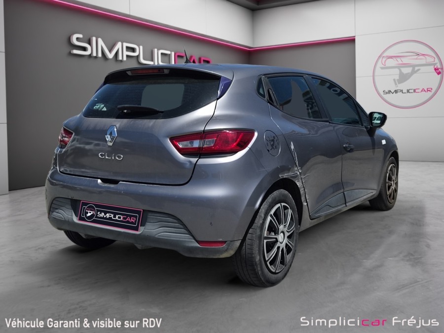 RENAULT d'occasion CLIO IV 1.2 16V 75 EXPRESSION de 2015 Frejus (83)﻿