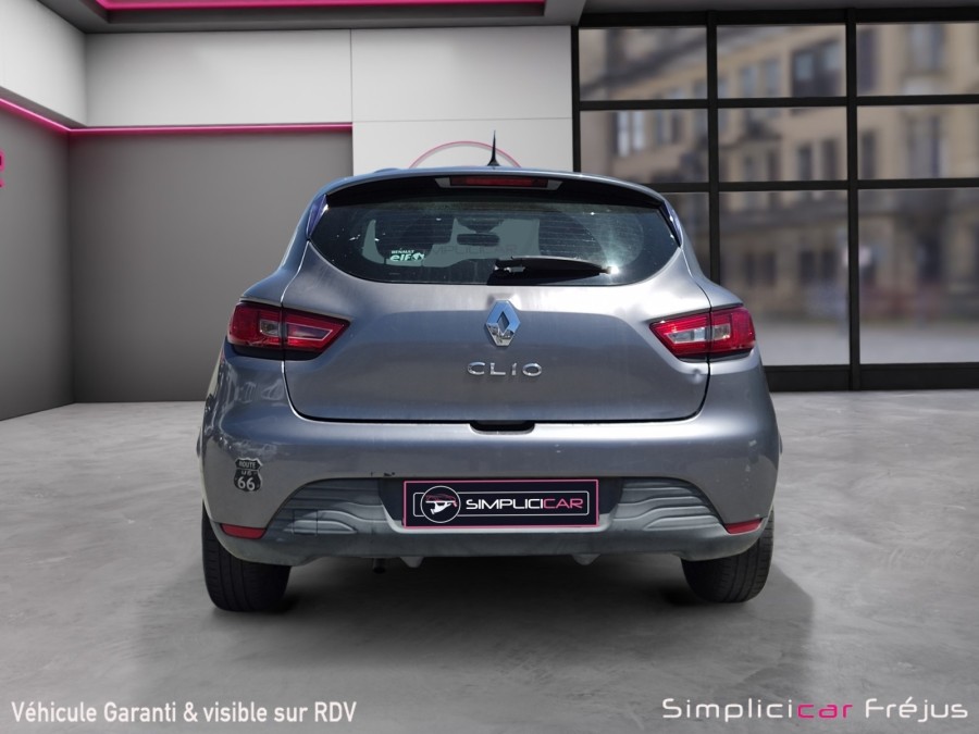 RENAULT d'occasion CLIO IV 1.2 16V 75 EXPRESSION de 2015 Frejus (83)﻿