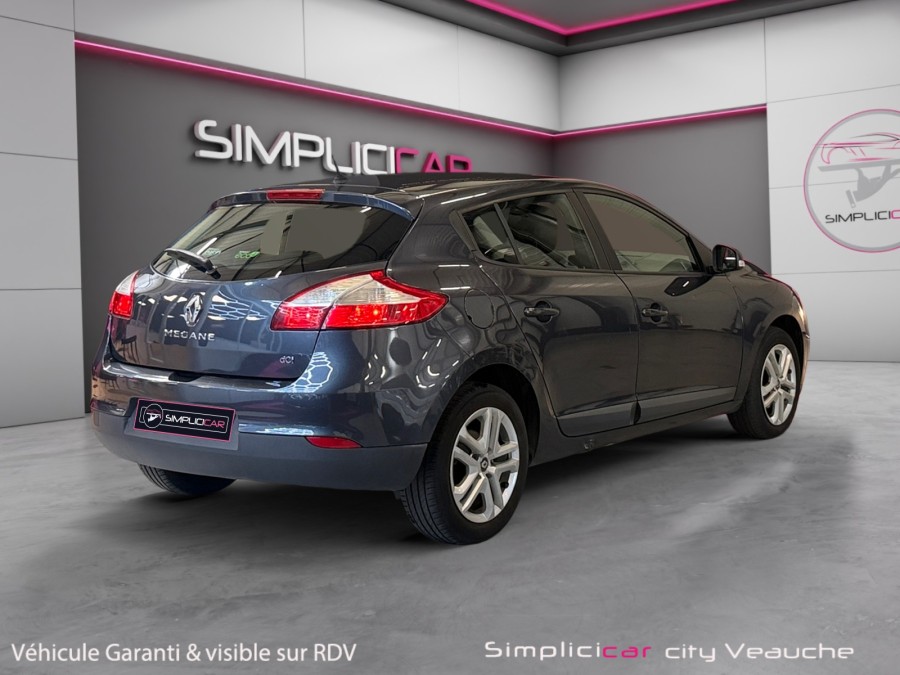 RENAULT d'occasion MEGANE 1.5 DCI 110 EXPRESSION de 2013 Andrezieux