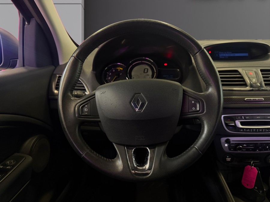 RENAULT d'occasion MEGANE 1.5 DCI 110 EXPRESSION de 2013 Andrezieux