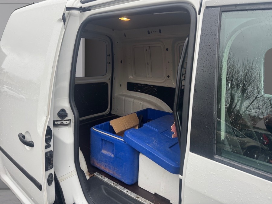 VOLKSWAGEN d'occasion CADDY VAN 1.9 TDI 105 BLUE MOTION de 2015 St