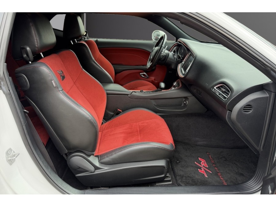 DODGE d'occasion CHALLENGER SCAT PACK SHAKER de 2017 Troyes (10)﻿
