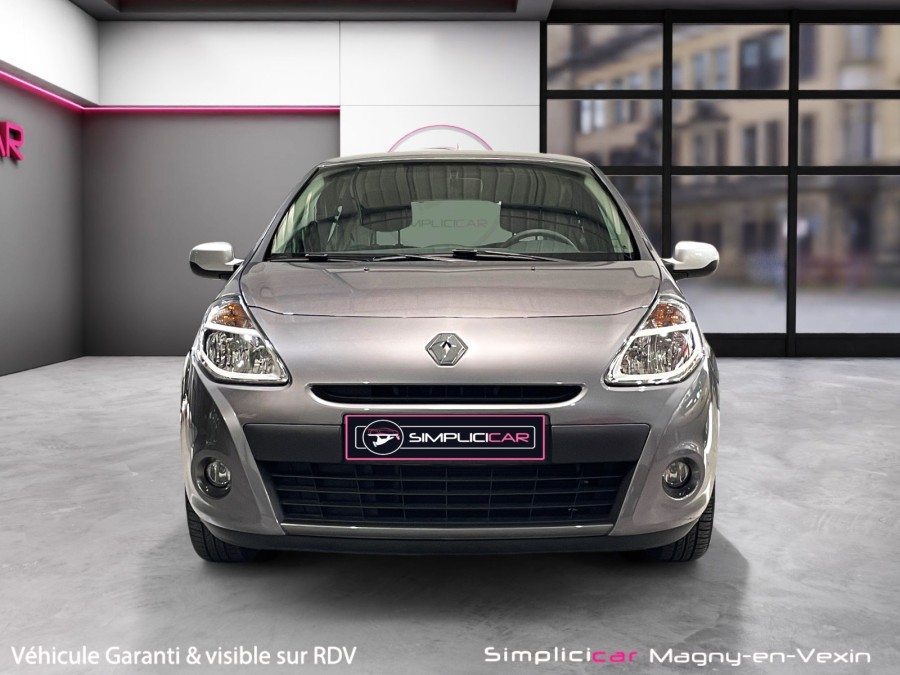 RENAULT d'occasion CLIO III COLLECTION 1.2 16V 75 ZEN de 2014