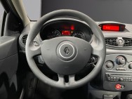 RENAULT d'occasion CLIO III COLLECTION 1.2 16V 75 ZEN de 2014