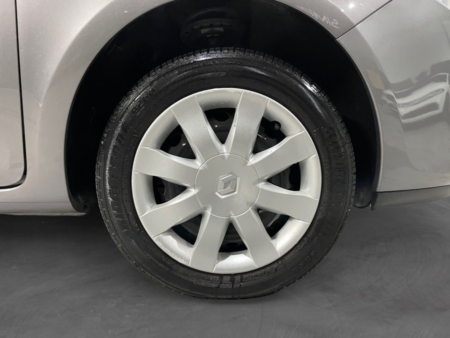 RENAULT d'occasion CLIO III COLLECTION 1.2 16V 75 ZEN de 2014