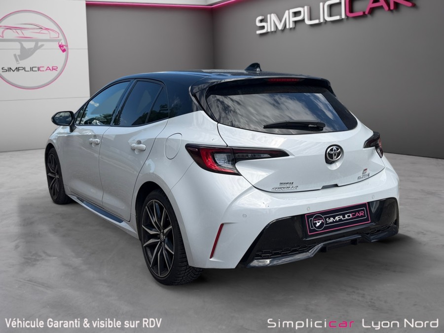 TOYOTA d'occasion COROLLA BERLINE BICORPS TROIS OU CINQ PORTES 196H