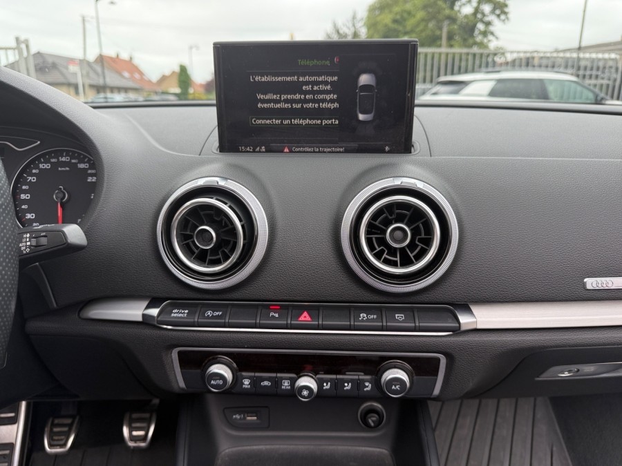 AUDI d'occasion A3 DECAPOTABLE 35 TDI 150 DESIGN de 2017 Dunkerque