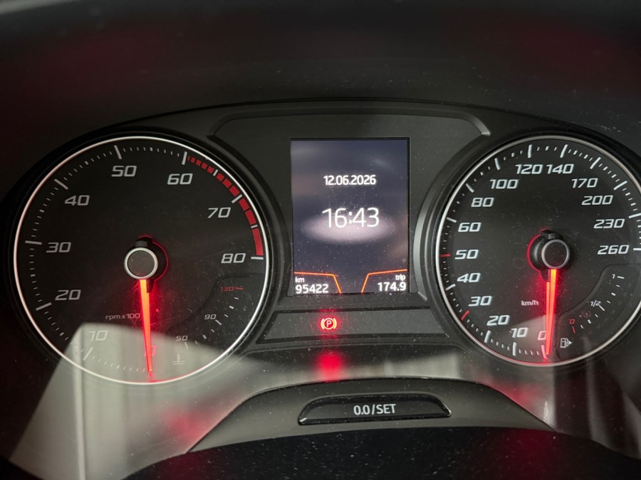 SEAT d'occasion LEON 1.0 TSI 115 STYLE de 2019 Magny-en-Vexin (95)﻿