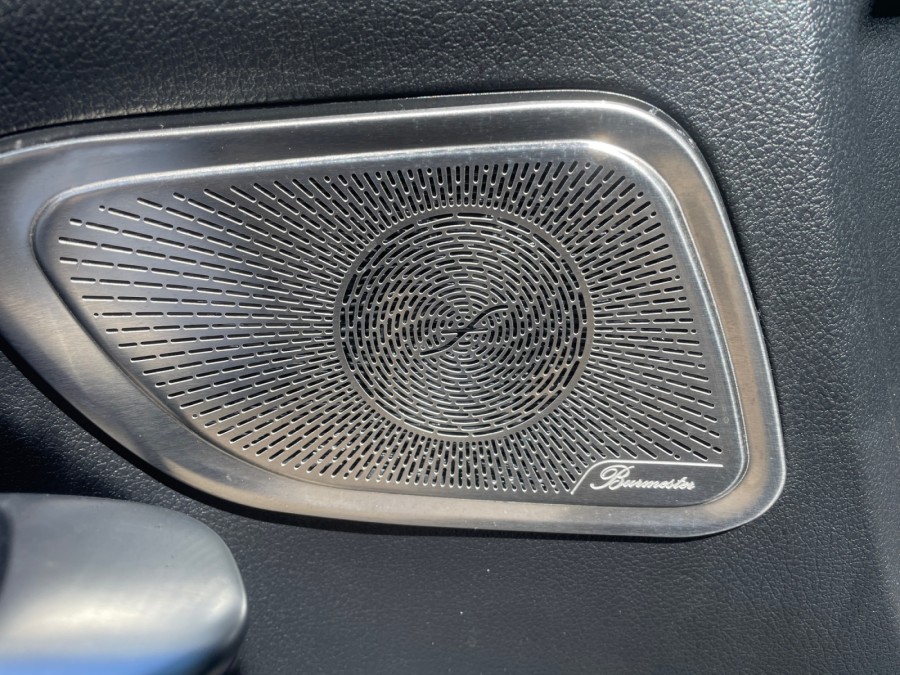 MERCEDES d'occasion CLASSE C V C300 E HYBRID EQ 313 AVANTGARDE LINE +