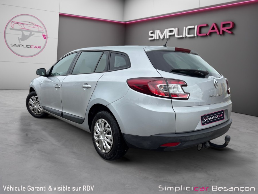 RENAULT d'occasion MEGANE III GRANDTOUR 1.5 DCI 110 de 2011 Besançon