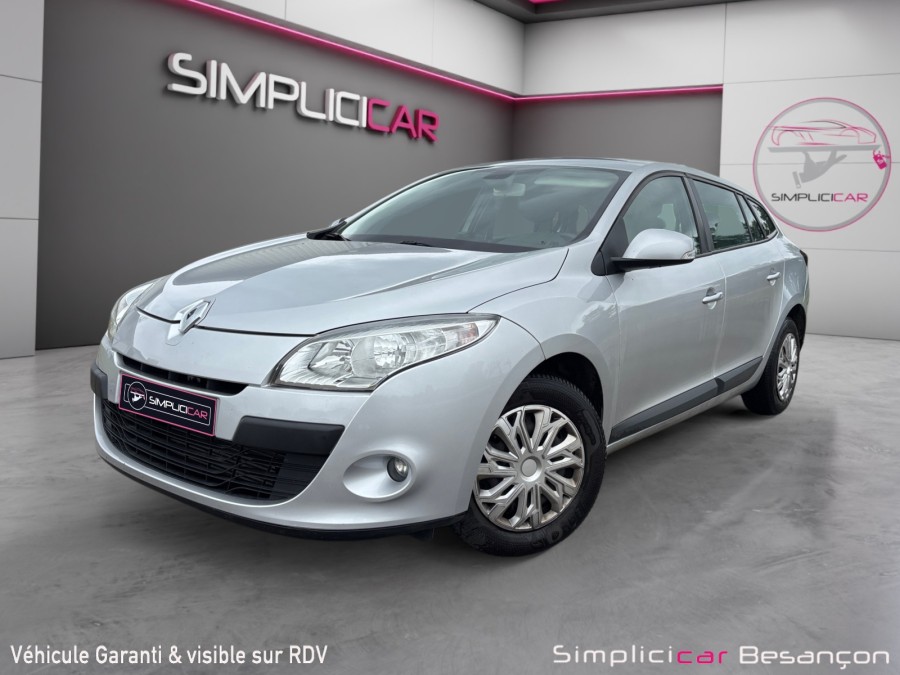 RENAULT d'occasion MEGANE III GRANDTOUR 1.5 DCI 110 de 2011 Besançon