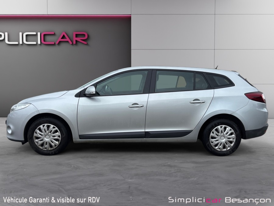 RENAULT d'occasion MEGANE III GRANDTOUR 1.5 DCI 110 de 2011 Besançon
