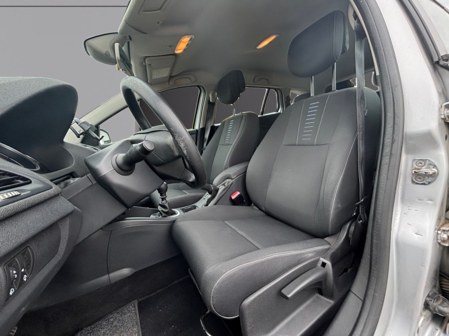 RENAULT d'occasion MEGANE III GRANDTOUR 1.5 DCI 110 de 2011 Besançon