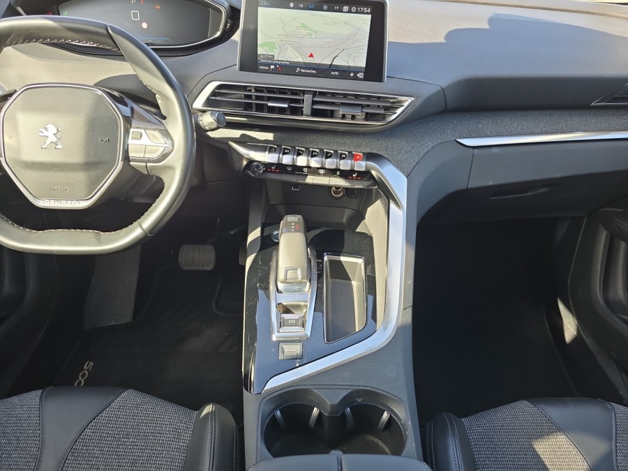 PEUGEOT d'occasion 5008 II 1.5 BLUE HDI 130 ALLURE PACK de 2019 Vichy