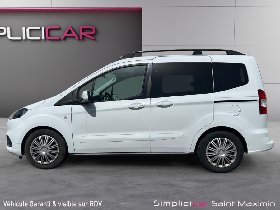 FORD d'occasion TOURNEO 1.5 TDCI 75 TITANIUM de 2019 Saint Maximin
