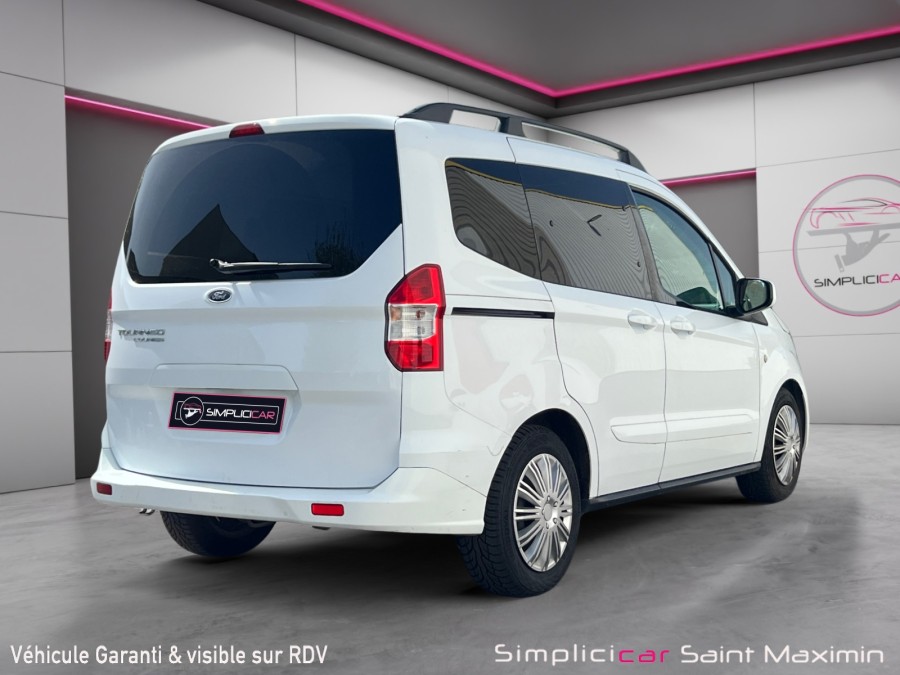 FORD d'occasion TOURNEO 1.5 TDCI 75 TITANIUM de 2019 Saint Maximin