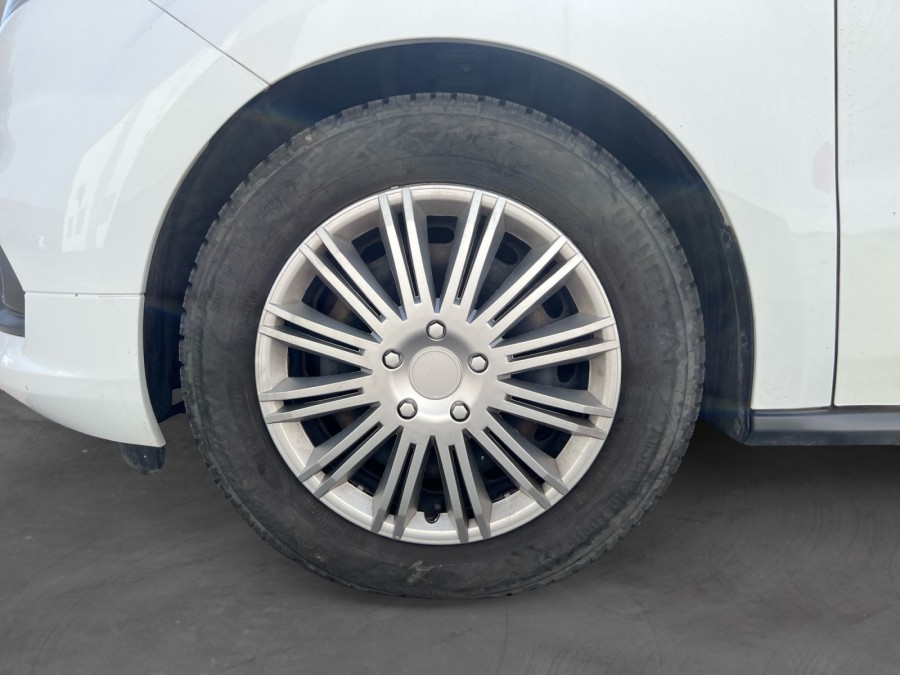 FORD d'occasion TOURNEO 1.5 TDCI 75 TITANIUM de 2019 Saint Maximin