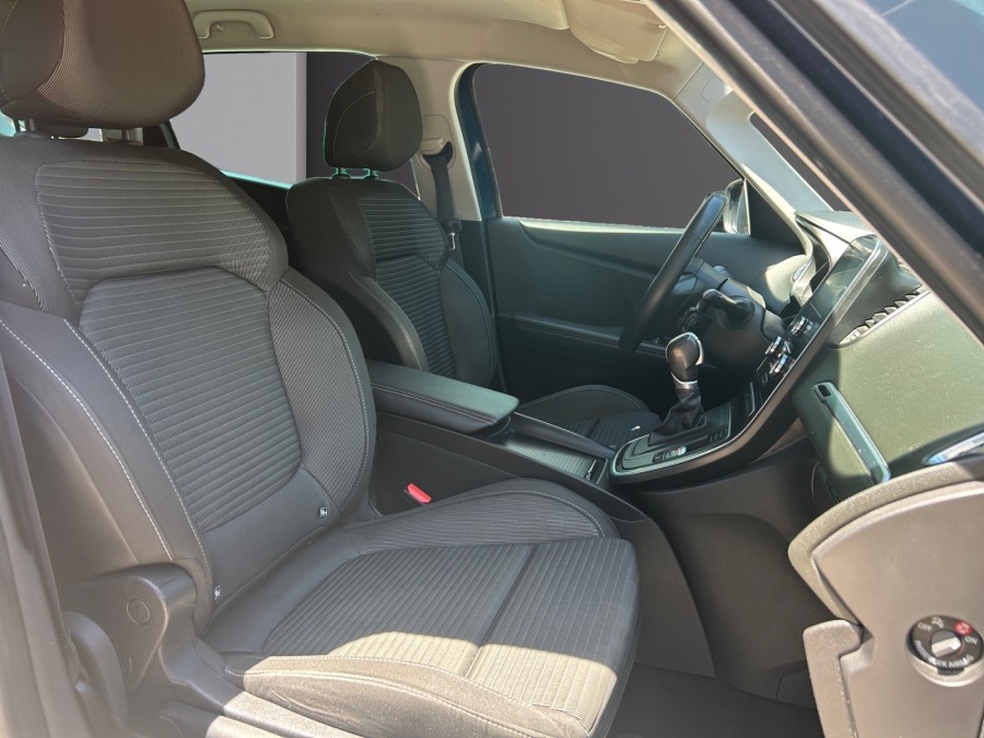 RENAULT d'occasion SCÉNIC IV GRAND 1.7 BLUE DCI 120 BUSINESS INTENS