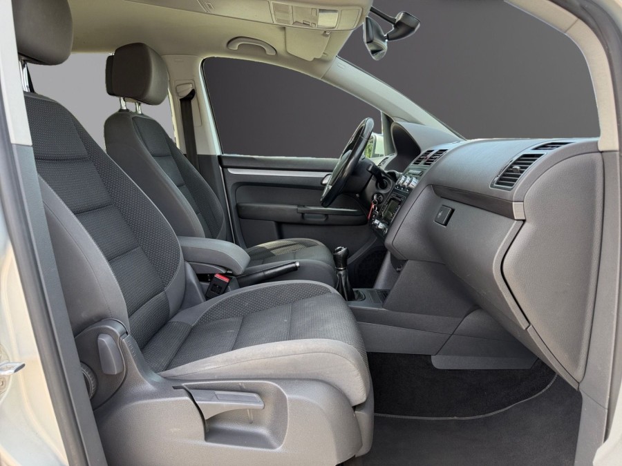 VOLKSWAGEN d'occasion TOURAN 1.6 TDI 105 BLUEMOTION MATCH de 2012