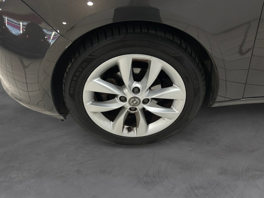 OPEL d'occasion ADAM 1.4 TWINPORT 87 ROCKS de 2014 Arras (62)﻿