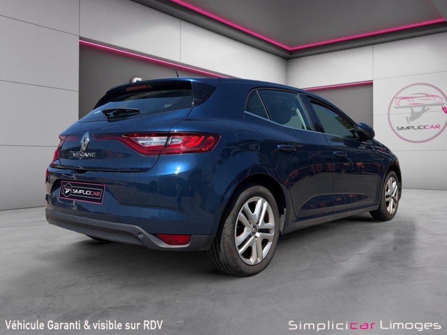 RENAULT d'occasion MEGANE IV BERLINE BICORPS TROIS OU CINQ PORTES 1.5