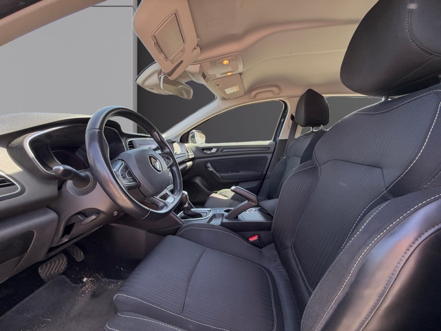 RENAULT d'occasion MEGANE IV BERLINE BICORPS TROIS OU CINQ PORTES 1.5