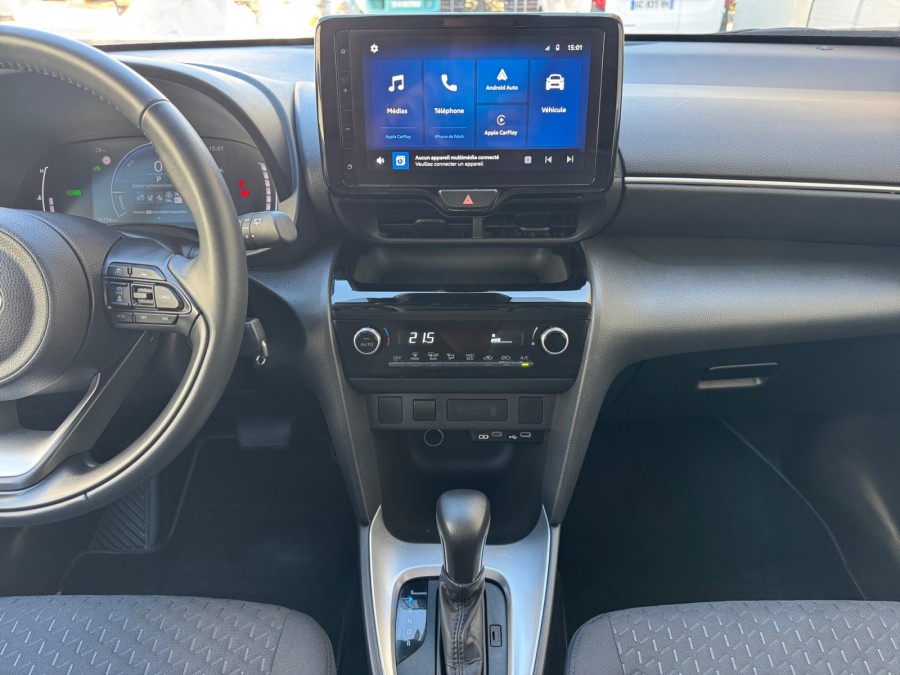 TOYOTA d'occasion YARIS CROSS 130H DESIGN de 2024 Marignane (13)﻿