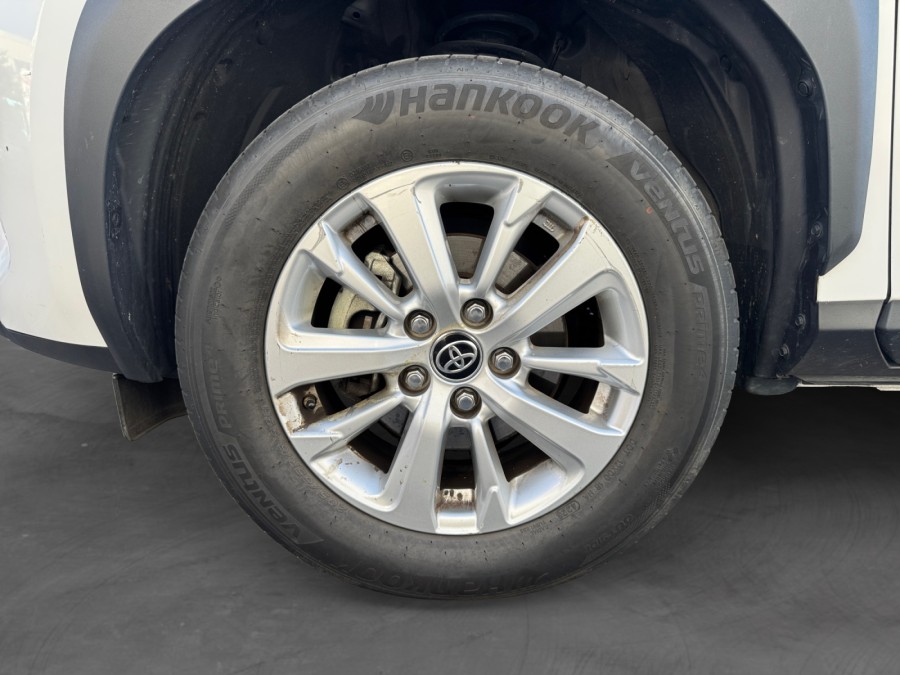 TOYOTA d'occasion YARIS CROSS 130H DESIGN de 2024 Marignane (13)﻿