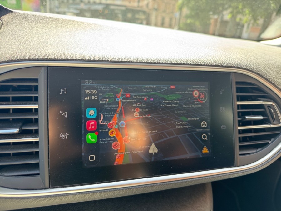 PEUGEOT d'occasion 308 II 1.5 BLUE HDI 100 STYLE de 2019 Montreuil