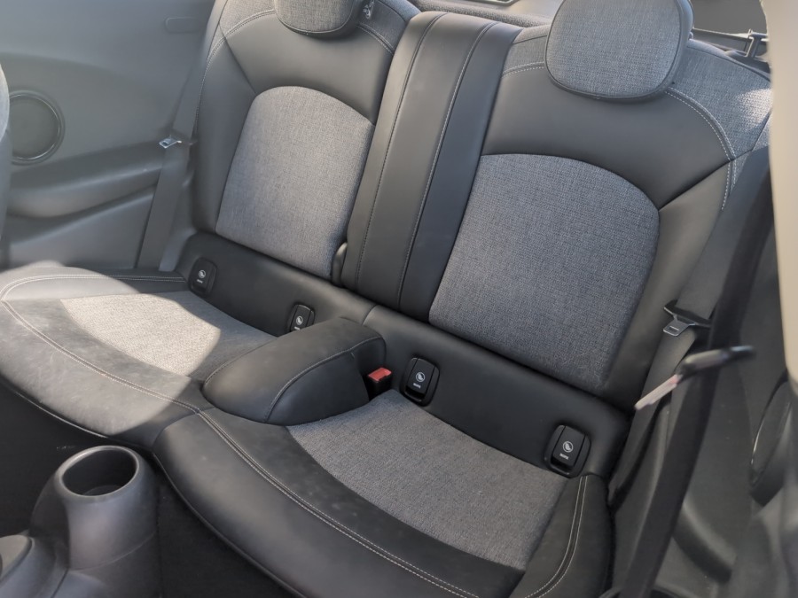 MINI d'occasion MINI ONE 102 ch BLACKFRIARS BA de 2018 Royan (17)﻿