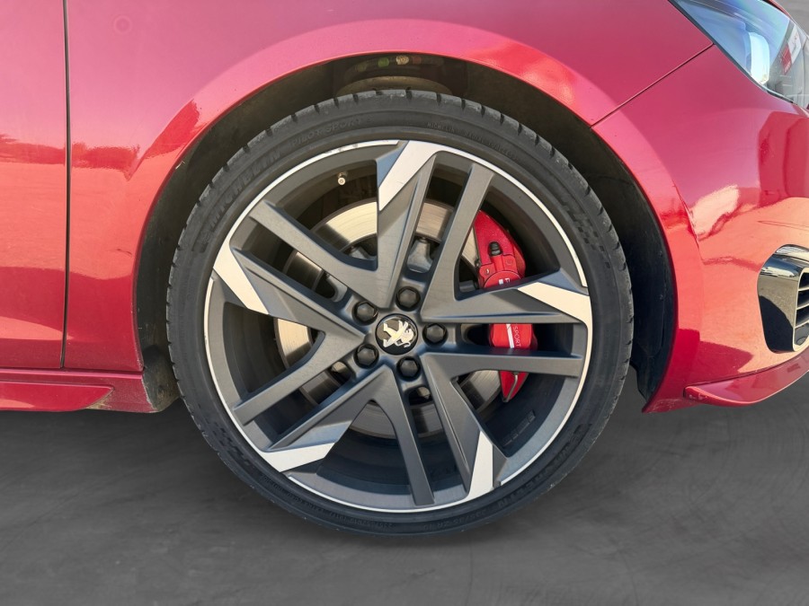 PEUGEOT d'occasion 308 Peugeot 308 gt de 2015 Beaune (21)﻿