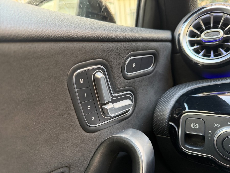 MERCEDES d'occasion CLASSE A Classe A 200 de 2018 Paris 15 (75)﻿
