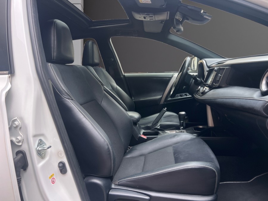 TOYOTA d'occasion RAV 4 IV 2.5i HYBRIDE black édition de 2017 Le