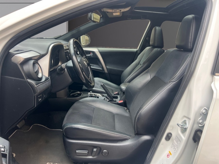 TOYOTA d'occasion RAV 4 IV 2.5i HYBRIDE black édition de 2017 Le