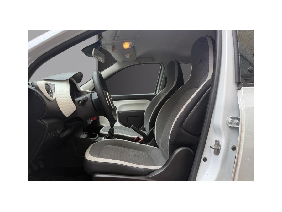 RENAULT d'occasion TWINGO 0.9 TCE 95 ZEN de 2019 Le Raincy (93)﻿