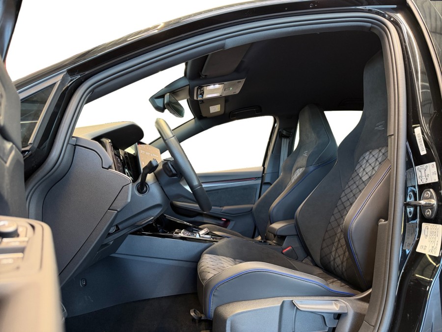 VOLKSWAGEN d'occasion GOLF VIII 1.5 E-TSI 150 R-LINE DSG de 2024