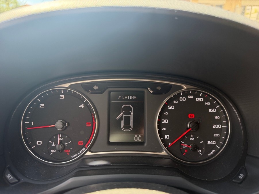 AUDI d'occasion A1 1.6 TDI 105 BUSINESS LINE de 2014 Cannes (06)﻿
