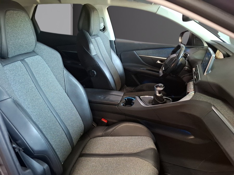 PEUGEOT d'occasion 3008 II SUV PEUGEOT 3008  1.2 PURE TECH 130 ALLURE