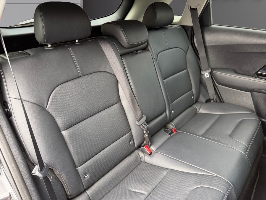 KIA d'occasion NIRO I 1.6 GDI HYBRIDE LOUNGE de 2022 Vernon (27)﻿