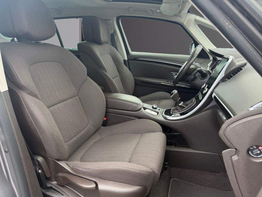 RENAULT d'occasion ESPACE V 1.6 DCI 130 LIFE de 2017 St Gaudens (31)﻿