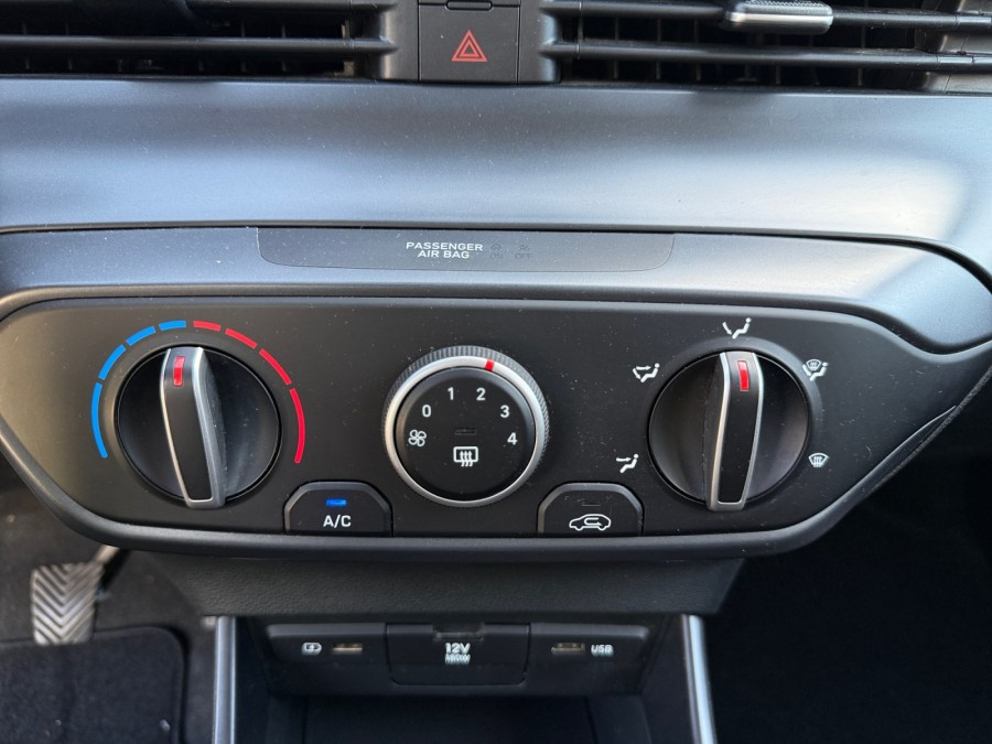 HYUNDAI d'occasion BAYON 1.0 T-GDI 100 HYBRID 48V INITIA de 2022